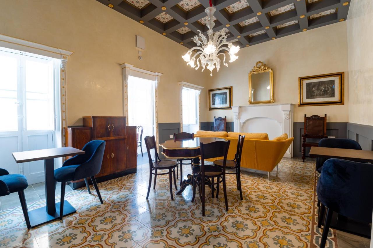 Отель Monreal Boutique Townhouse - R024Rm3 Паола Экстерьер фото